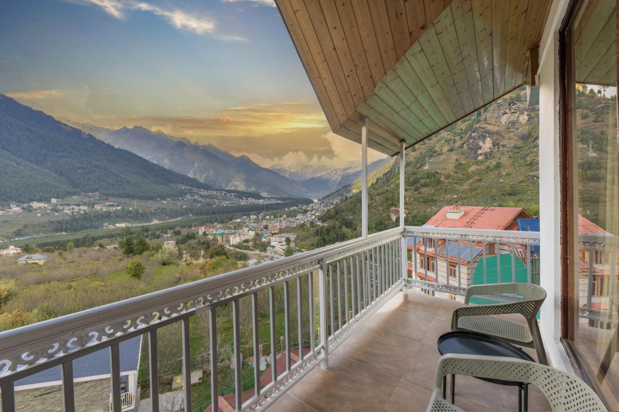 Echor Himalayan Heights Manali Hotel Exterior foto