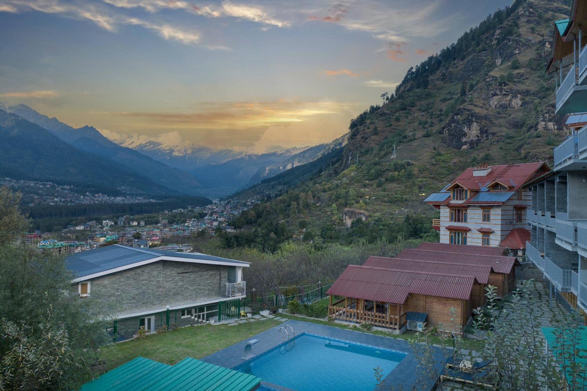 Echor Himalayan Heights Manali Hotel Exterior foto