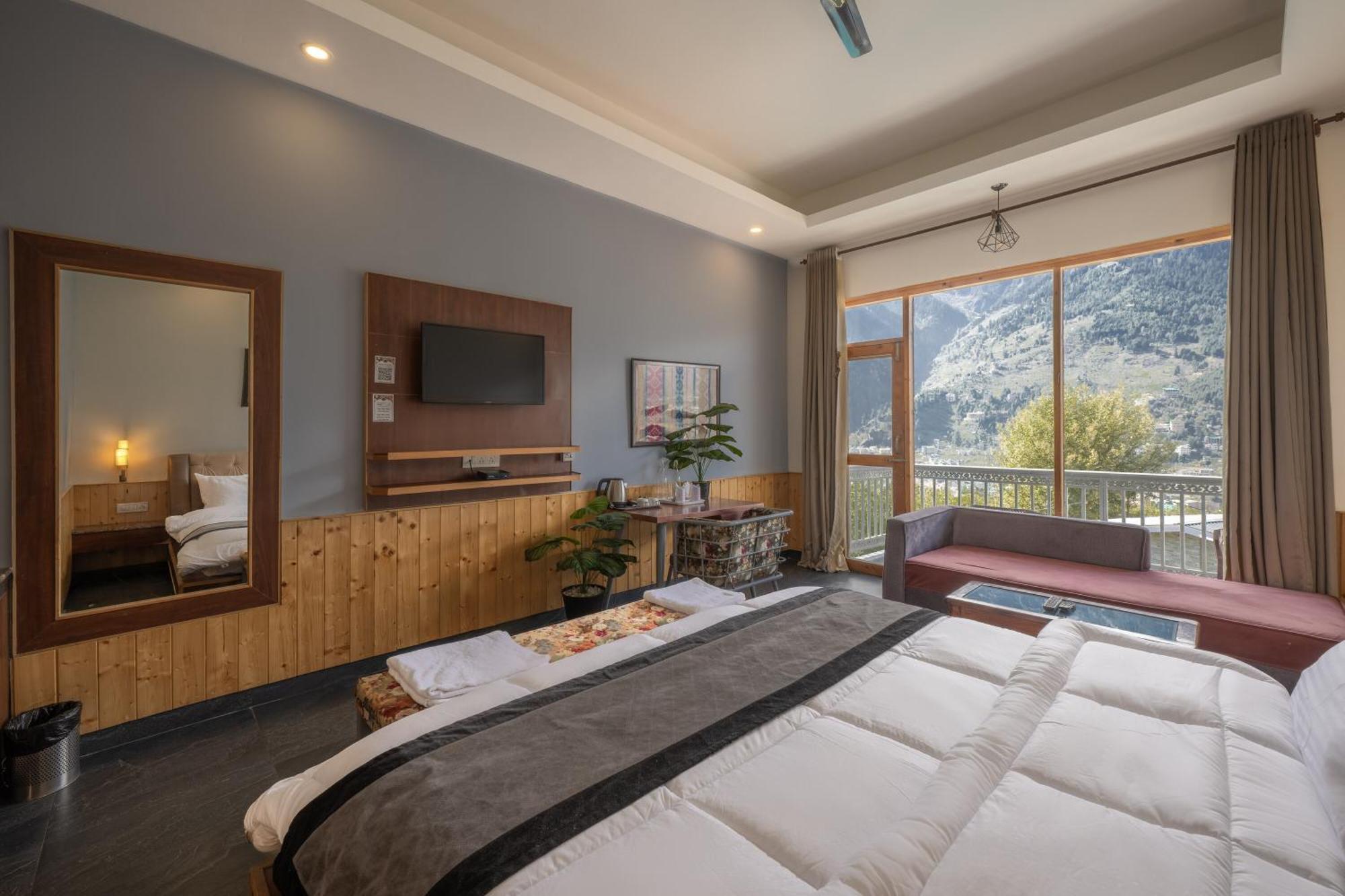 Echor Himalayan Heights Manali Hotel Exterior foto