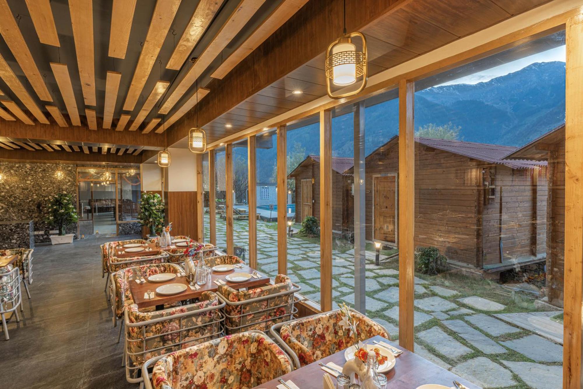 Echor Himalayan Heights Manali Hotel Exterior foto