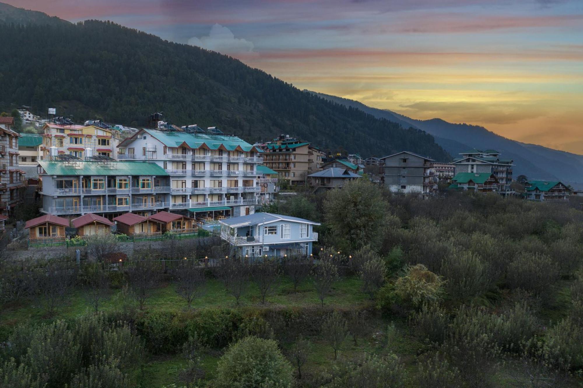 Echor Himalayan Heights Manali Hotel Exterior foto