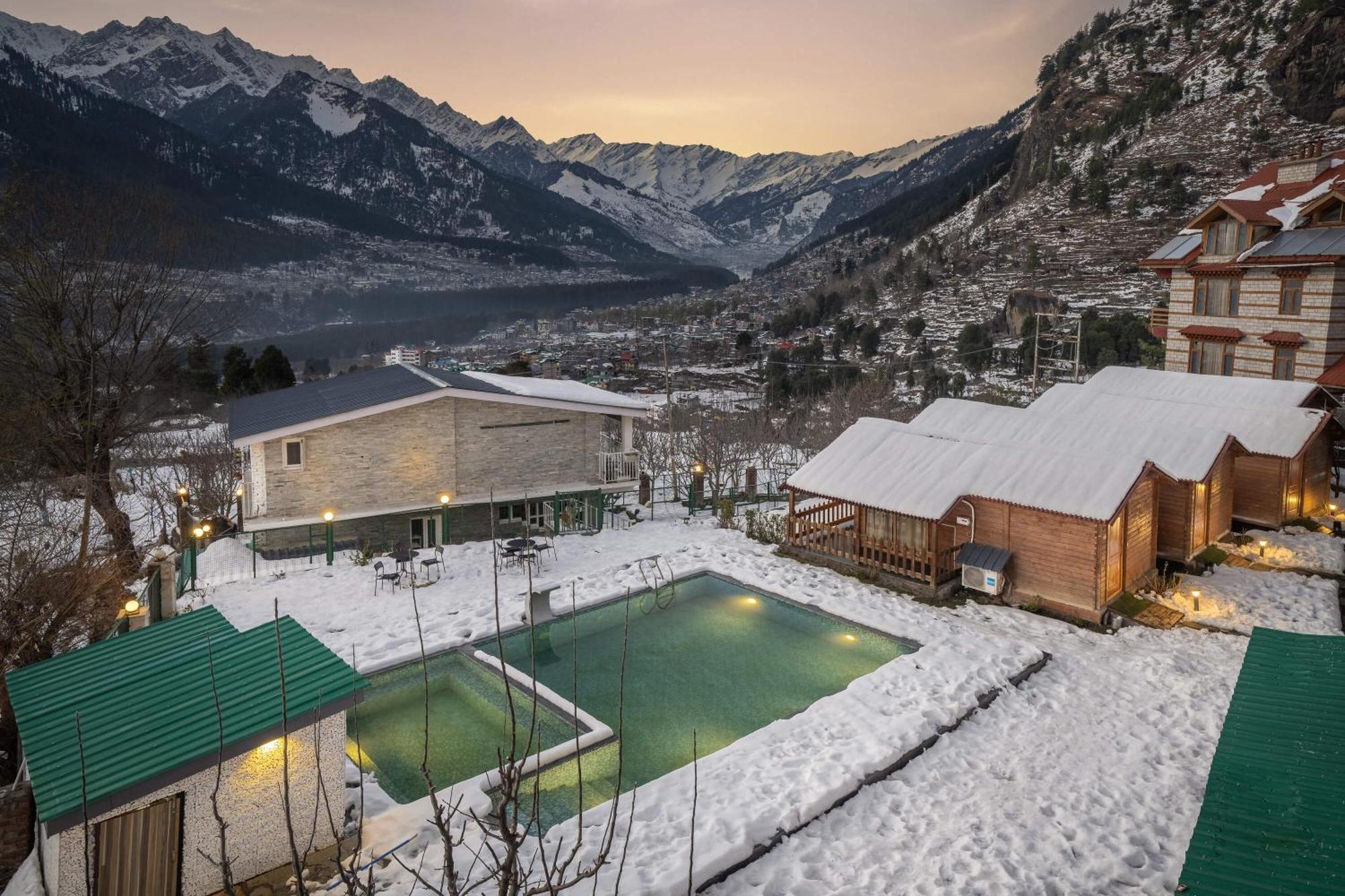 Echor Himalayan Heights Manali Hotel Exterior foto