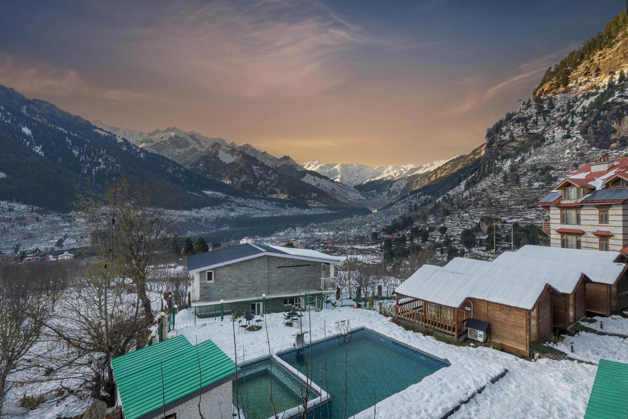 Echor Himalayan Heights Manali Hotel Exterior foto