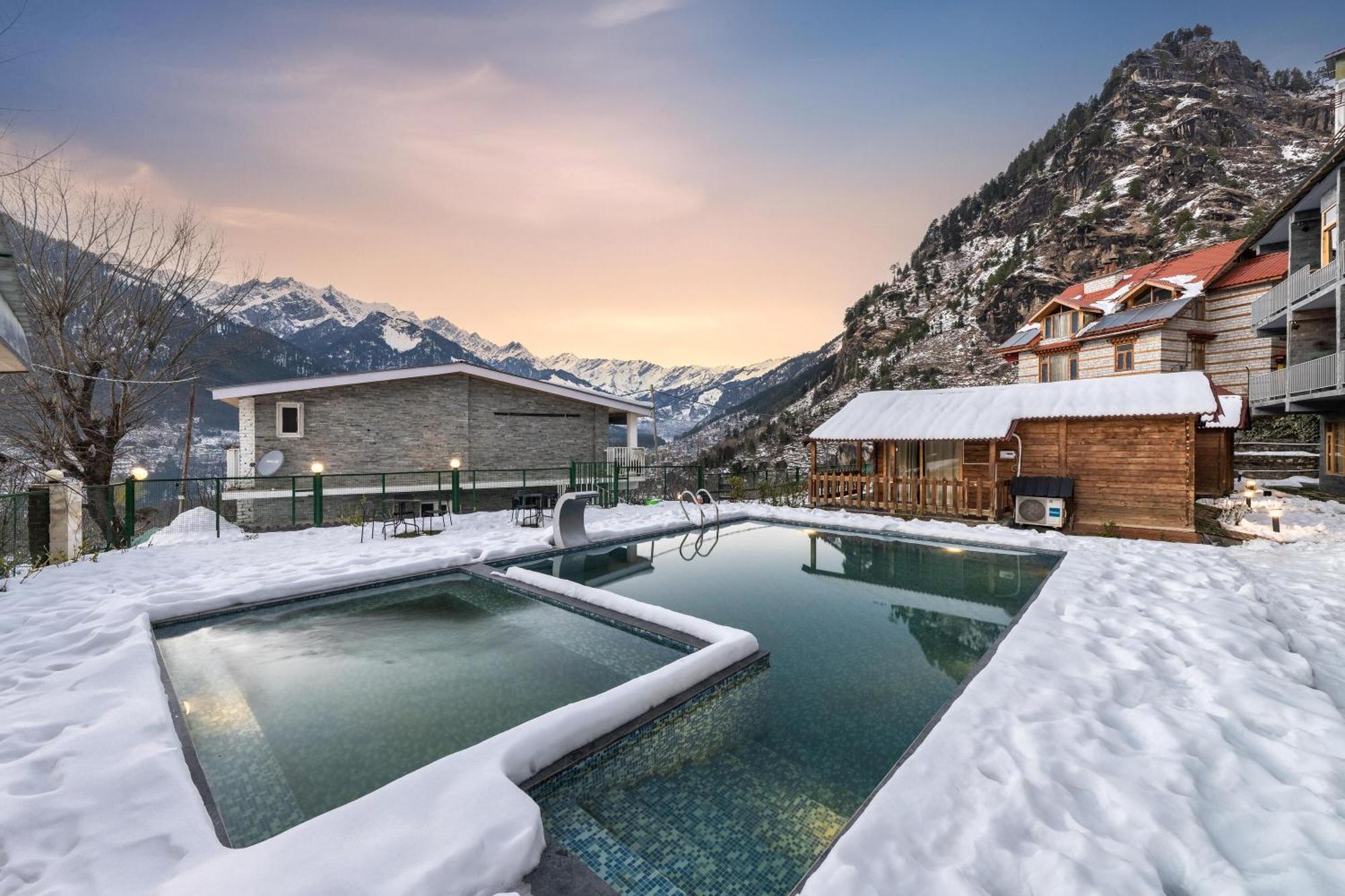 Echor Himalayan Heights Manali Hotel Exterior foto